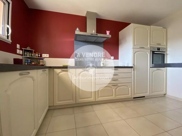 Vente                                                      Maison
                        
                     5 pièces                      116 m2                     à Talmont-Saint-Hilaire