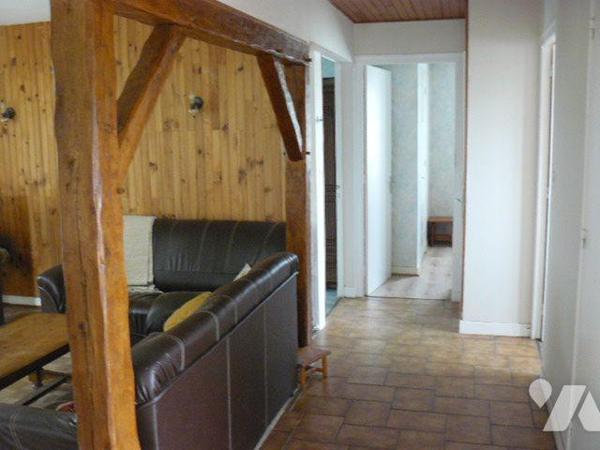 **Maison à vendre à Rambervillers (88700) dans les Vosges (88)**

À Rambervillers, dans le dé...