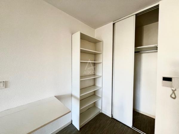 Cenon  Limite Bordeaux  Studio meublé de 31.58 m²  Résidence de 2015  Libre doccupation