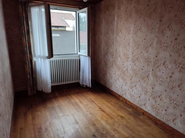 À vendre à Saint-Michel-Chef-Chef (44) : maison avec 3 chambres