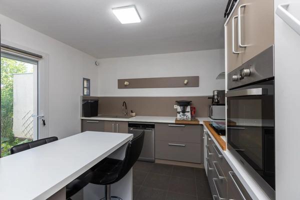 Vente                                                      Maison
                        
                     4 pièces                      100 m2                     à Montalieu-Vercieu
