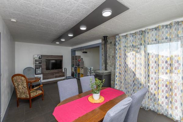 Vente                                                      Maison
                        
                     4 pièces                      100 m2                     à Montalieu-Vercieu
