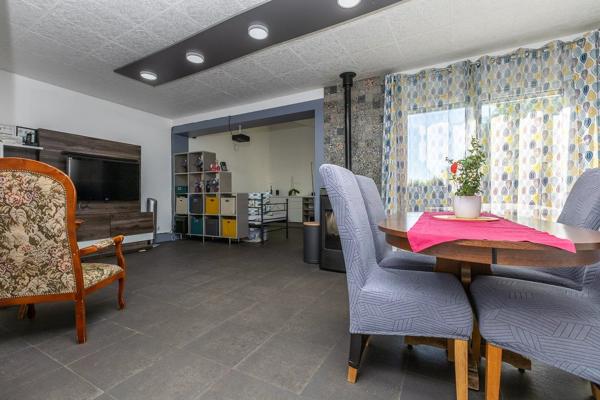 Vente                                                      Maison
                        
                     4 pièces                      100 m2                     à Montalieu-Vercieu