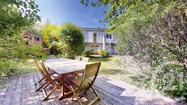 Maison à vendre  6 pièces - 133,96 m 2   ST HERBLAIN  - 44