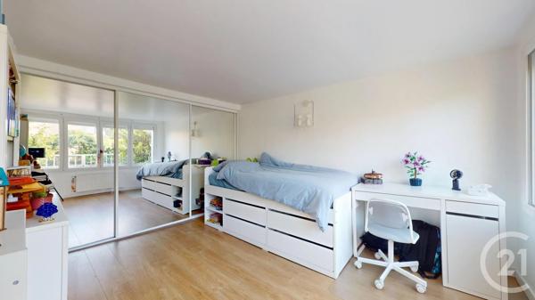Maison à vendre  6 pièces - 133,96 m 2   ST HERBLAIN  - 44