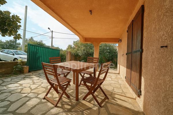 Vue mer, calme et jardin à Bandol – T4 en triplex de 95 m² Carrez