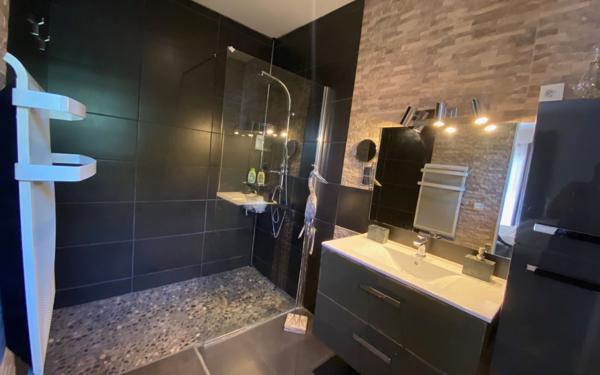 Maison à vendre    4 pièces •  Saint-André-de-Roquepertuis