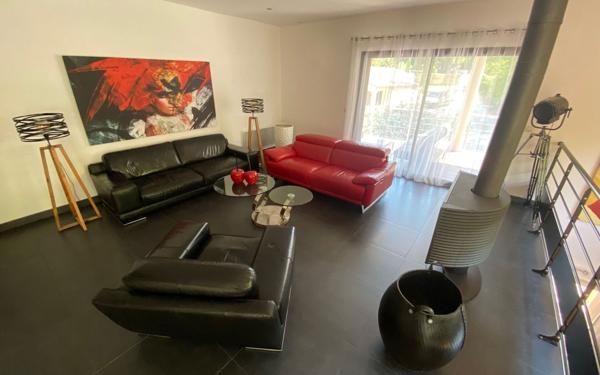 Maison à vendre    4 pièces •  Saint-André-de-Roquepertuis