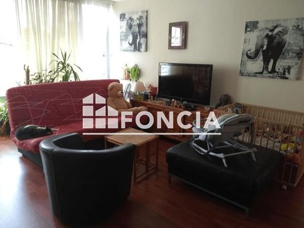 Location Appartement 3 pièces 71.8 m² - 9 RUE CLOCHE PERCE Niort 79000