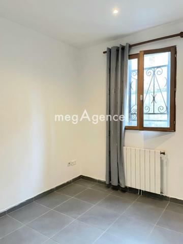 Immeuble à AUBERVILLIERS, 93300 - 170m²