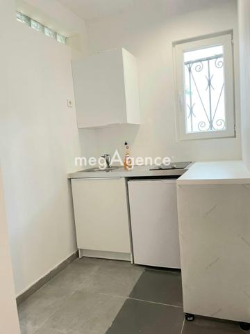 Immeuble à AUBERVILLIERS, 93300 - 170m²