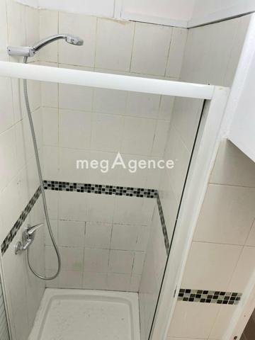 Immeuble à AUBERVILLIERS, 93300 - 170m²