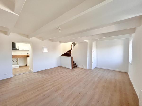 Appartement à louer 625 € CC Morlaix 3 p 57 m² DPE C
