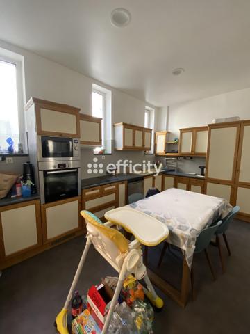 Maison 9 pièces - 246 m²