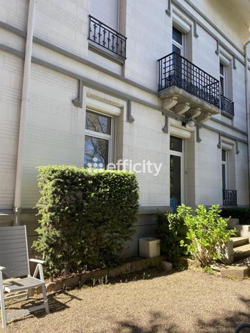 Maison 9 pièces - 246 m²