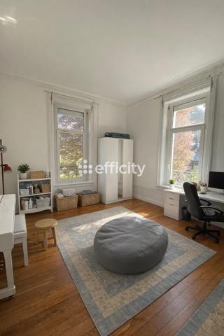 Maison 9 pièces - 246 m²