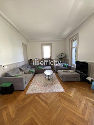 Maison 9 pièces - 246 m²