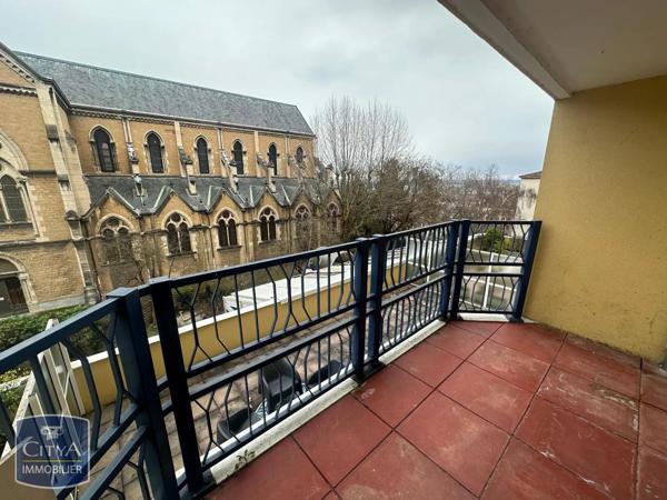 Appartement à louer 2 pièces 51.04m²