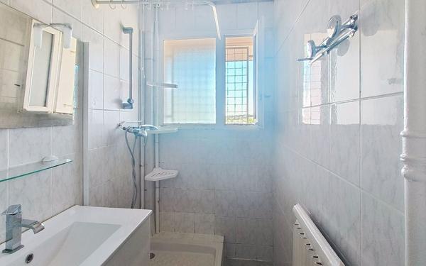 Appartement à vendre    3 pièces • 59,99 m2 Vichy