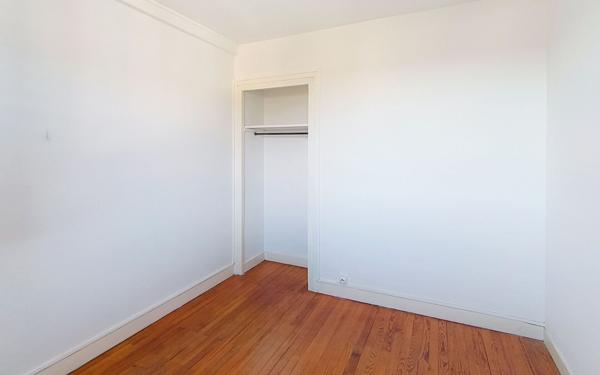 Appartement à vendre    3 pièces • 59,99 m2 Vichy