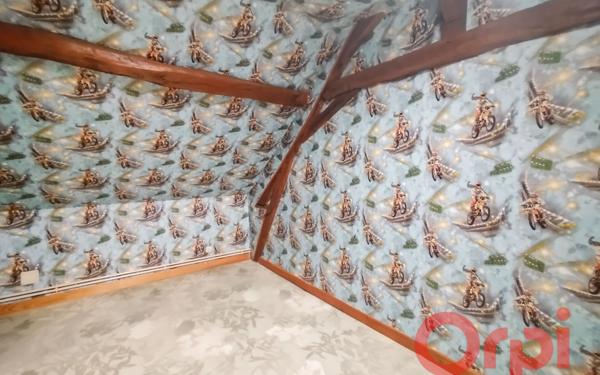 Maison à vendre    6 pièces • 150 m2 Ainay-le-Château