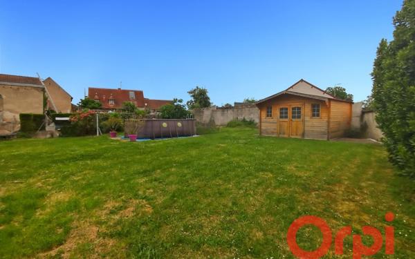 Maison à vendre    6 pièces • 150 m2 Ainay-le-Château