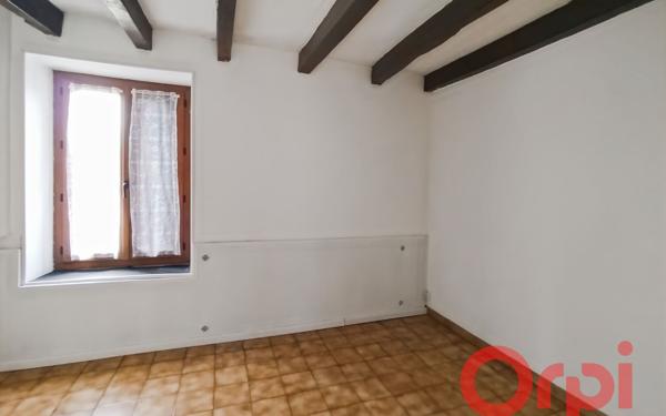 Maison à vendre    6 pièces • 150 m2 Ainay-le-Château