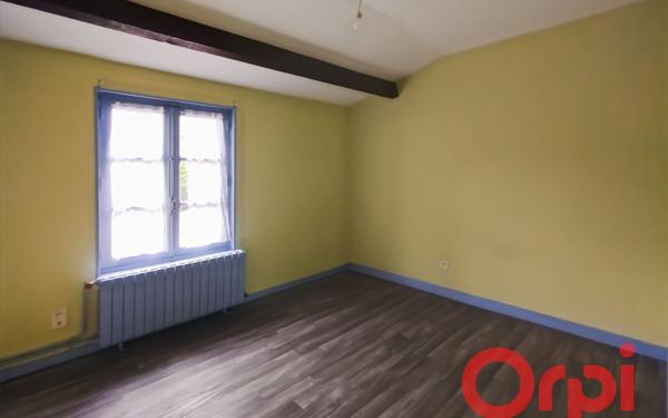 Maison à vendre    6 pièces • 150 m2 Ainay-le-Château
