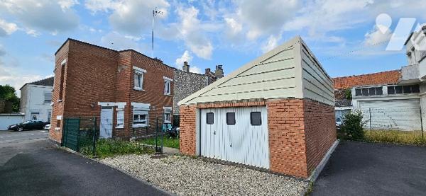 HABITABLE DE SUITE! Une maison individuelle de 96 m² habitable sur un terrain de 243 m².