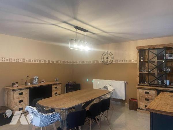 A VENDRE - ARMENTIERES dans le NORD (59) - MAISON DE PLAIN PIED - 6  PIECES AVEC TERRASSE, JARD...