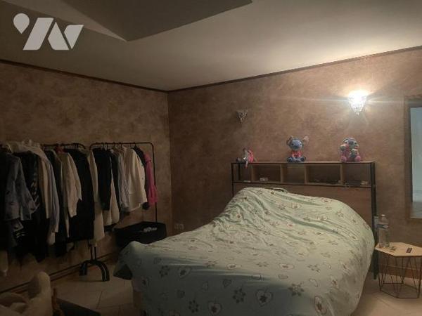 A VENDRE - ARMENTIERES dans le NORD (59) - MAISON DE PLAIN PIED - 6  PIECES AVEC TERRASSE, JARD...