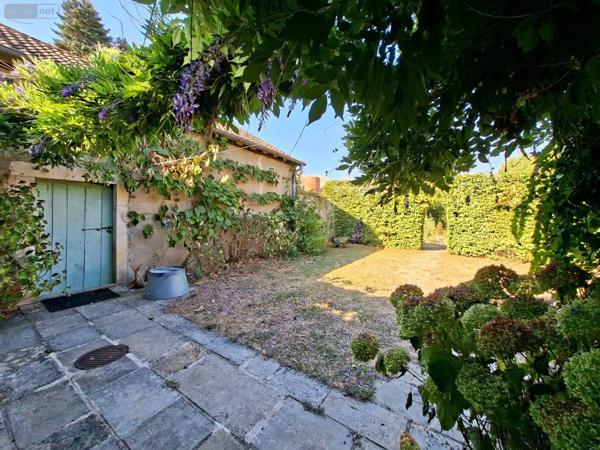 Achat - Maison | Maison de ville Saint-Amand-Montrond 18200 11 pièces 220 m 2 569 m 2