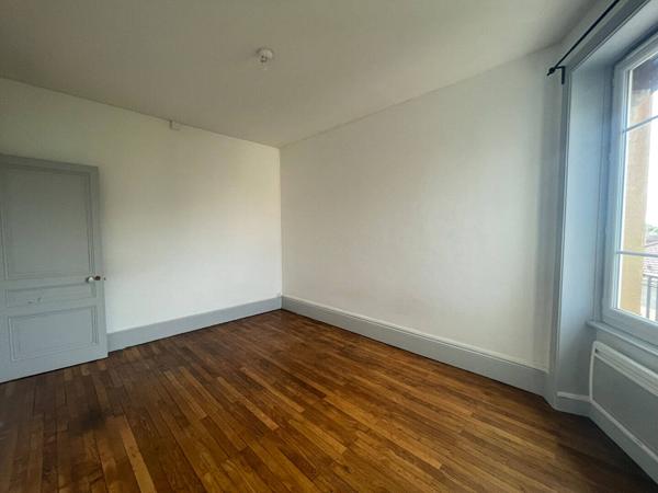 Appartement 2 pièces 55 m² BRON