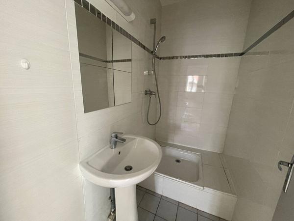 Appartement 2 pièces 55 m² BRON
