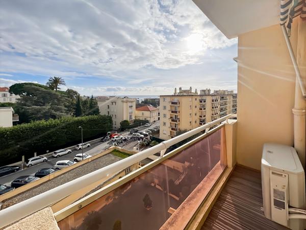 APPARTEMENT DE TYPE 3 PIECES