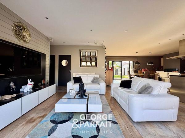 Maison Centre Village Rivedoux Plage 6 pièces 157m²