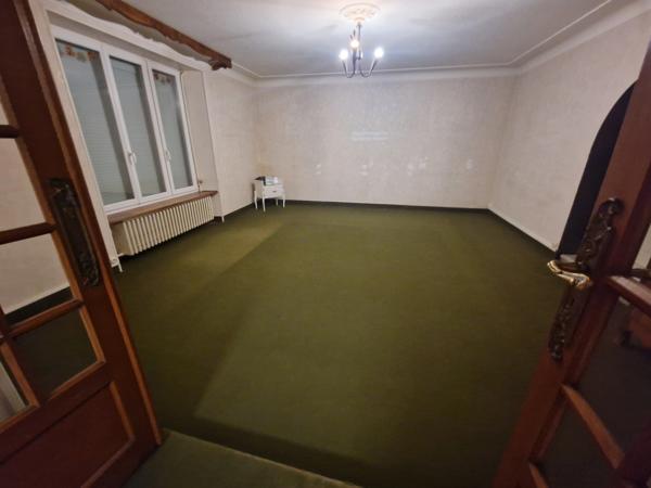 Ancien PRESBYTÈRE à vendre 5 pièces (SH. 251 m2) proche CONTREXEVILLE (88) avec dépendances sur TERRAIN de 1102 m2