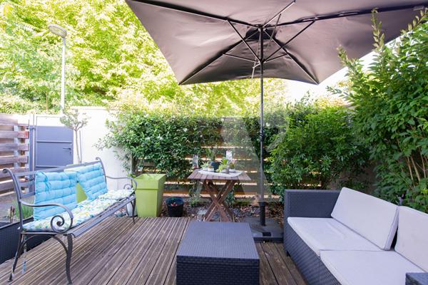 ARCHITECTURE INDUSTRIELLE - 2010 - M. VALENTE - MÉrignac