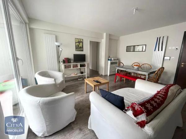 Appartement à louer 3 pièces 66.58m² Clermont-Ferrand (63000)