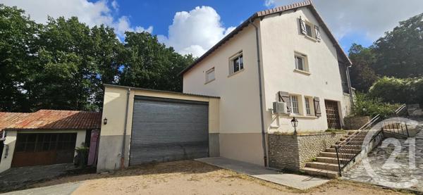 Maison à vendre  5 pièces - 138 m 2   PREMILHAT  - 03