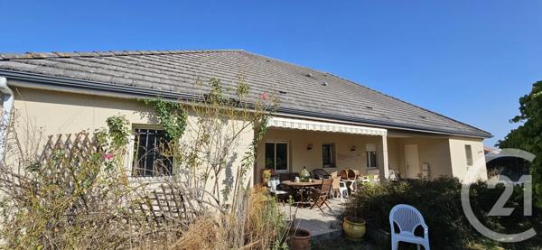 Maison à vendre  5 pièces - 138 m 2   PREMILHAT  - 03