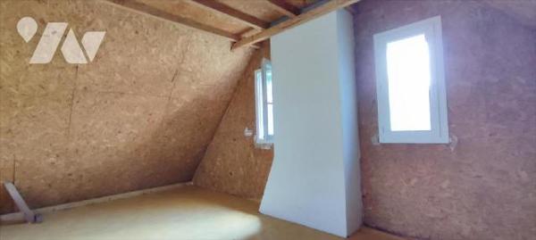  Proche bourg et commodités, et à 10mns de REDON, pavillon néo breton, indépendant sur sous sol...