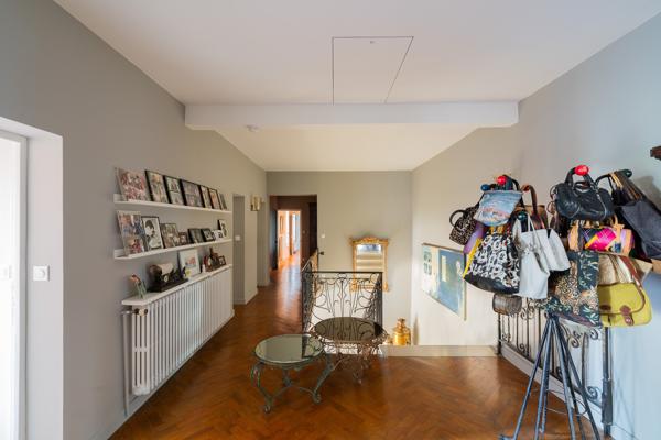 Visan (84820) Demeure exceptionnelle au coeur d'un village pittoresque du Vaucluse