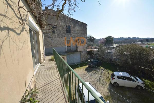 Ensemble immobilier Sommières avec cour