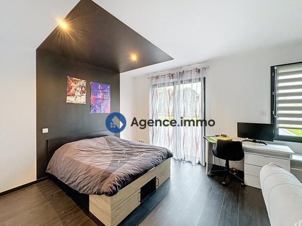 À vendre - Villa, 6 pièces située à Monts (37260)