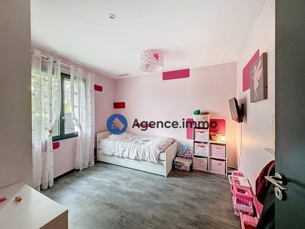 À vendre - Villa, 6 pièces située à Monts (37260)