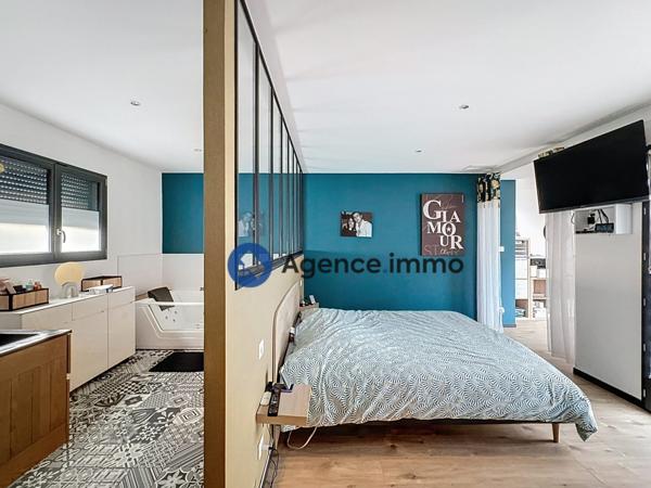 À vendre - Villa, 6 pièces située à Monts (37260)