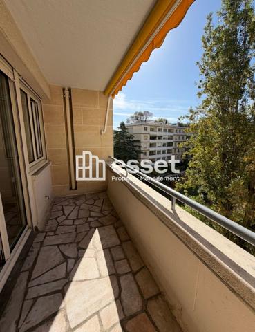 Location Appartement 5 pièces 106 m² - Neuilly-sur-seine 92200