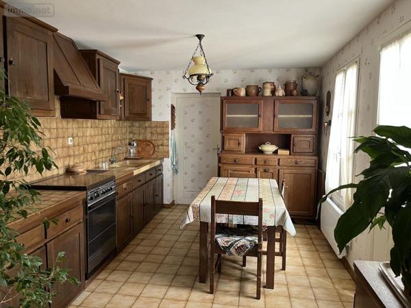 Maison à vendre à Luçon en Vendée (85400), ref : 85088-2297