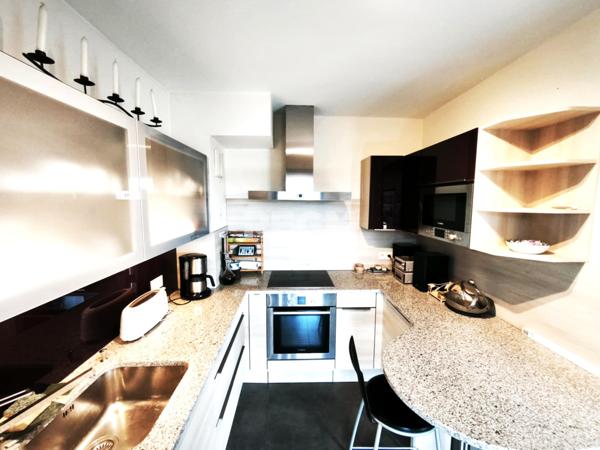 Troyes (10000) Grand appartement avec balcon